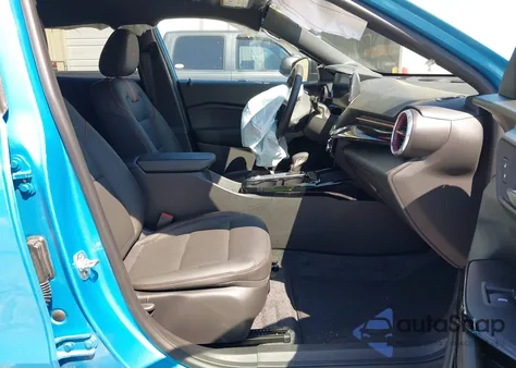 2025 Chevrolet Trax Fwd 2Rs из США, поврежденный, VIN KL77LJEP0SC119845